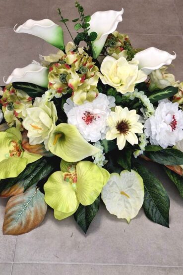 Umjetni cvjetni aranzmani