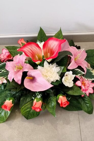 Umjetni cvjetni aranzmani